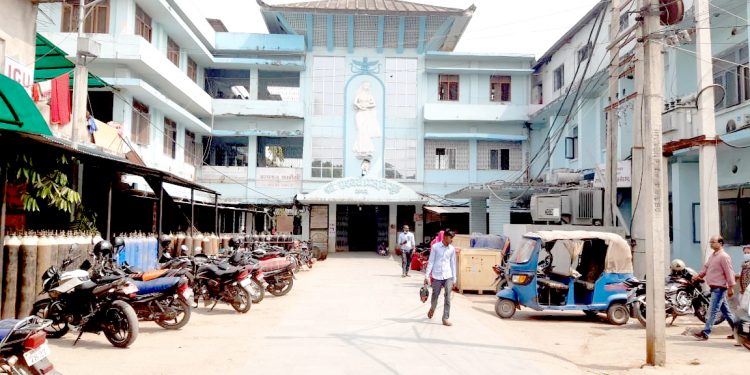 पर्सामा भाइरल ज्वरोको प्रकोप बढ्यो, नारायणी अस्पतालमा विरामीको संख्यामा वृद्धि