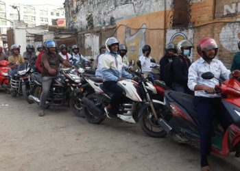 कमिशनको कारण वीरगन्जमा पेट्रोलियम पदार्थको कृत्तिम अभाव, सर्वसाधारण मर्कामा