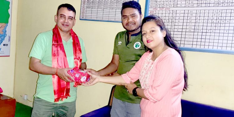 ट्राफिक प्रनि कार्कीलाई न्यूज २४ कर्मी सहित विभिन्न संघसंस्थाहरुद्वारा सम्मान सहित विदाई