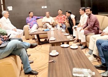 वीरगञ्जमा सत्ता गठबन्धनका दलहरुको बैठक