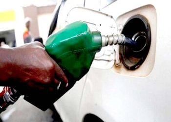 इन्धनको मूल्यमा भारी वृद्धि, अब एक लिटर पेट्रोलको १८० रुपैयाँ