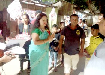 उपमेयरका स्वतन्त्र उम्मेदवार रम्भा मिश्राद्वारा घरदैलो अभियानलाई तिब्रता