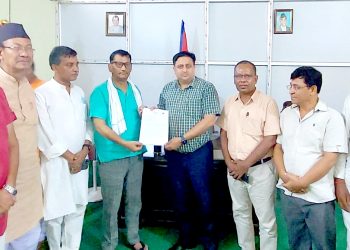 पर्साबासीले भोगिरहेको समस्यालाई समाधान गर्न माग गर्दै प्रजिअ मार्फत प्रमलाई ज्ञापन