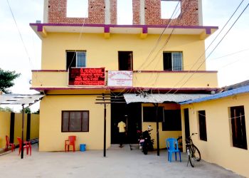 धोबिनीका शिक्षा प्रमुखले कमिशन लिन खोजेपछि चार महिनादेखि शिक्षकहरुले तलब पाएनन्