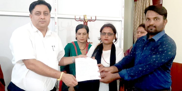 चुरे वनजंगल संरक्षणको लागि वीरगंजमा प्रदर्शन एवं प्रजिअलाई ज्ञापन