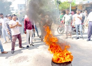 नागरिकता विद्येयक प्रमाणीकरण नगरेको भन्दै राष्ट्रपति विरुद्ध वीरगंजमा प्रदर्शन