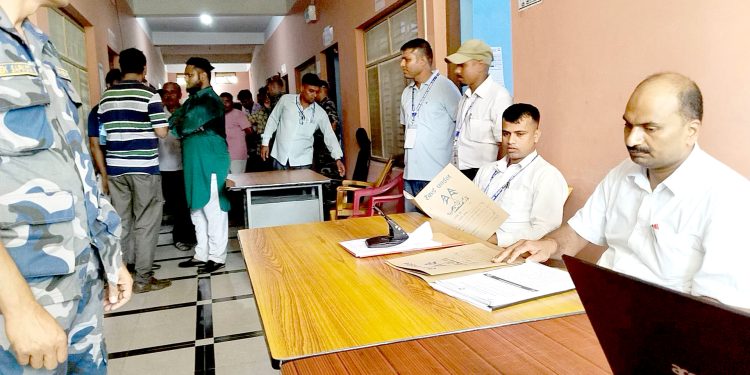 पर्सामा १२ सिटको लागि १ सय ४४ जनाको उम्मेदवारी, स्वतन्त्र उम्मेदवार बढि