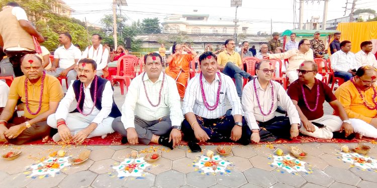 वीरगंजमा ‘सामुहिक भाईटिका’ मनाइयो, ‘जात, धर्म’ भन्दा ठूलो भाई – बहिनीको नाता