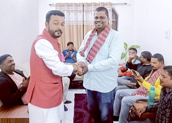 प्रदीप यादवको जनलहर बढ्दै, माओवादी छाडेर दुइ दर्जन युवाहरु जसपा प्रवेश