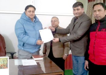 रातिको १२ बजेसम्म होटल तथा रेष्टुरेन्ट संचालन गर्न माग गर्दै प्रजिअलाई ध्यानाकर्षण