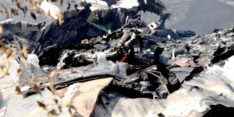 आन्तरिक उडानमा इतिहासकै भयानक विमान दुर्घटना, सवार ७२ जना मध्ये ६९ को शव फेला