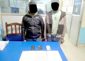 राजश्व विभागको किर्ते स्टिकर सहित दुई जना पक्राउ