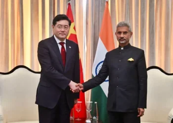 चीन र भारतका बिदेशमन्त्री बिच बार्ता