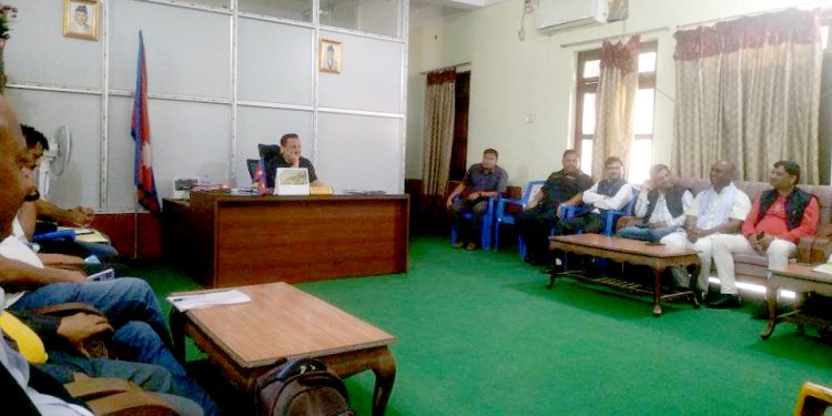 विभिन्न निर्णय गर्दै विपद् व्यवस्थापन समिति पर्साको बैठक सम्पन्न