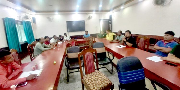 वीरगंज नगर क्षेत्र भित्रकाे अव्यवस्थित तार हटाउने निर्णय