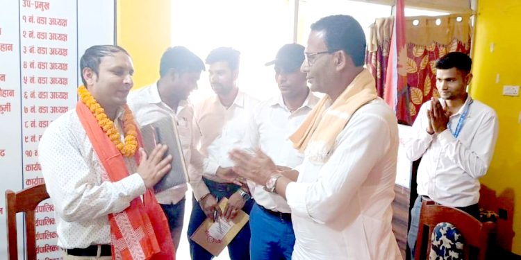 पोखरिया नगरपालिकाको प्रमुख प्रशासकीय अधिकृतमा उप-सचिव सापकोटा