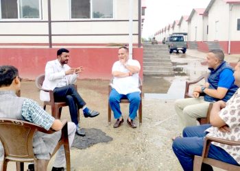 सांसद यादव र मेयर सिंहद्वारा होल्डीङ सेन्टरको अनुगमन