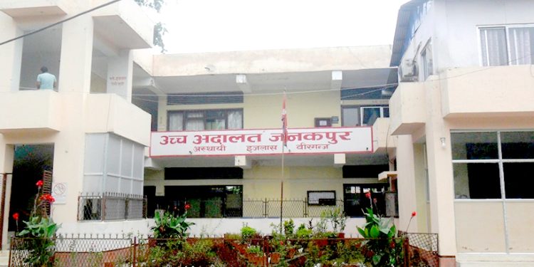 वीरगंज महानगरको पक्षमा अदालतको फैसला, अंग्रेजी माध्यममा पठनपाठन गराउने बाटो खुल्यो
