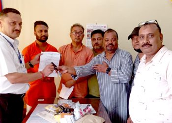 प्रहरी र राजस्वको रवैयाका कारण वीरगंजबाट हुने ढुवानी सेवा अनिश्चितकालका लागि बन्द