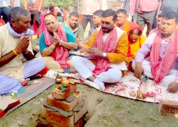 नगवामा कृषि बजारकाे निर्माण कार्य सुरु, सांसद यादवले गरे शिलान्यास