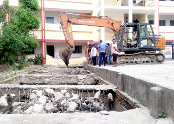 हरिखेतान क्याम्पसमा महानगरको डोजर चल्यो, ४० वर्षपछि मुख्य नाला अतिक्रमण मुक्त