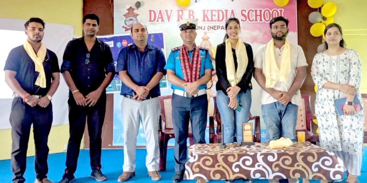 ट्राफिक सुरक्षा नियम सम्बन्धी अभिमुखीकरण