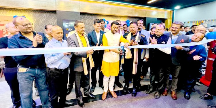 मधेसको पहिलो QFX सिनेमा वीरगंजमा संचालन, प्रमुख सचेतक यादवद्वारा उद्घाटन