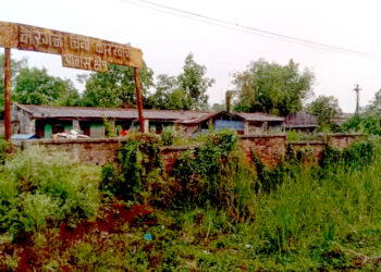 वीरगंज चिनी कारखाना आवास क्षेत्रमा रहेको भवनको सयौं कोठा विचौलियाको कब्जामा