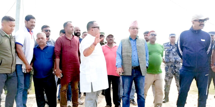 मेयर सिंहको पटक पटकको प्रयास पछि डुबान क्षेत्रको पानी निकासीको काम सुरु