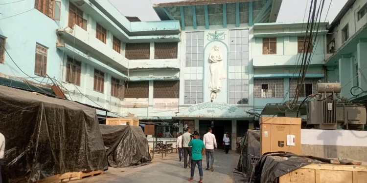 विवाद टुङ्गो नलाग्दा नारायणी अस्पतालको भवन बनेन