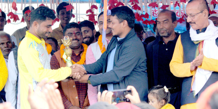 जगरनाथपुर तेस्राे अध्यक्ष कपकाे उपाधि वडा नं. २ ले जित्याे