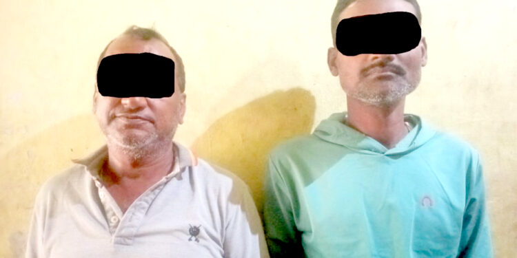 मापदण्ड भन्दा बढी भाडा लिने दुईजना पक्राउ