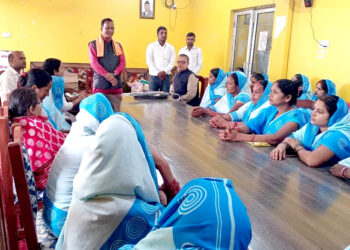महिला स्वयम् सेविकाहरुलाई सम्मान