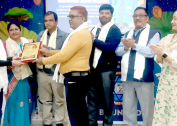 एसईई नतिजाको पुनर्याेग गर्दा रिया साहले गरिन् पर्सा जिल्ला टप