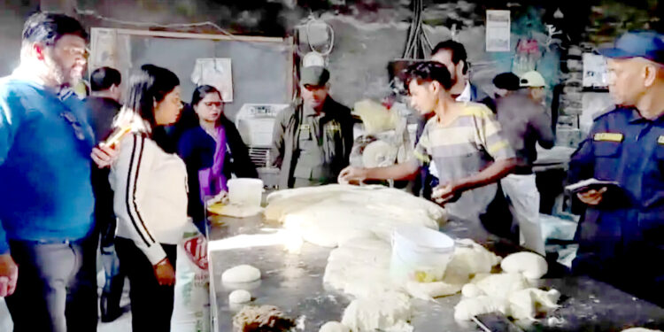 बेकरी उद्योगमा खुलाएको ‘स्वास्थ्य खतरा’, ‘अनुगमनलाई निरन्तरता देऊ, सुधारलाई दायित्व बनाऊँ’