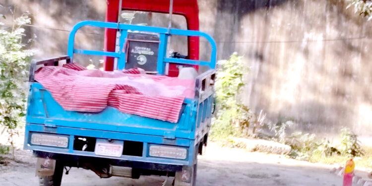 सरकारी अनुदानको मल कालोबजारीको पर्दाफासः किसानको लागि आएको मल विचौलियाको हातमा