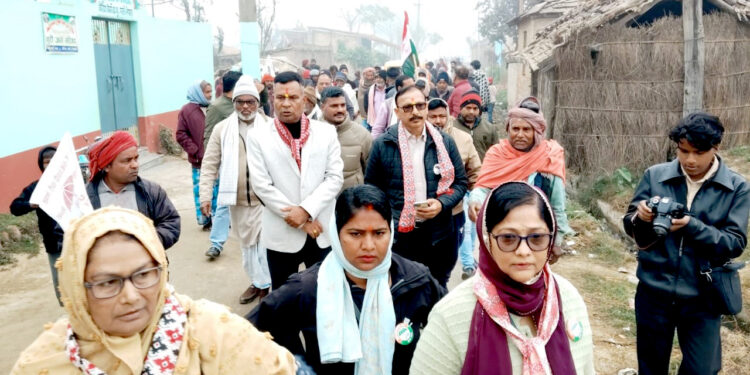 सिसियारीबैरियामा अशोक टेमानीको घरदैलो : संवादमुखी अभियानले मतदातामा आशा र उत्साह