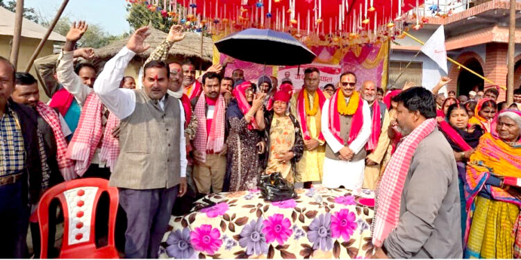 विन्दवासिनीमा टेमानीको घरदैलो, मतदातासँग प्रत्यक्ष संवाद, समस्या समाधानको पहल गर्नेमा जोड