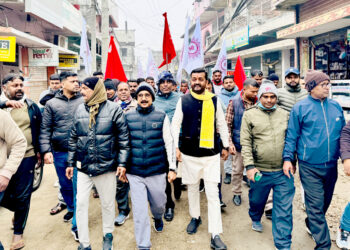 नगवामा प्रदीप यादवको घरदैलो र कोणसभा, स्थानीयको उत्साहजनक समर्थन