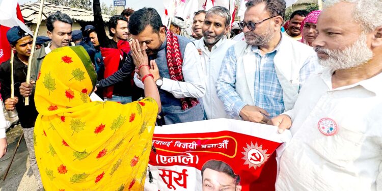 डेढा गाउँमा प्रदीप यादवको जनता दर्शन कार्यक्रम