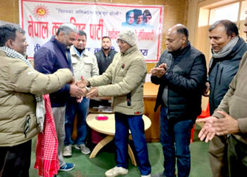 नेपाली काँग्रेसका रामजी प्रसाद कुर्मी एमालेमा प्रवेश