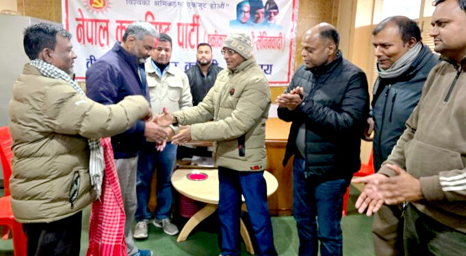 नेपाली काँग्रेसका रामजी प्रसाद कुर्मी एमालेमा प्रवेश
