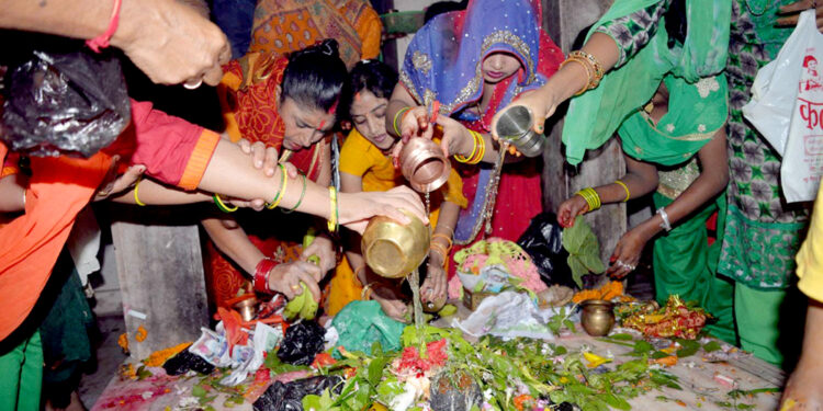 महाशिवरात्रीमा वीरगंजदेखि पशुपतिसम्म श्रद्धाको सागर, जिराभवानीमा साताव्यापी मेला सुरु