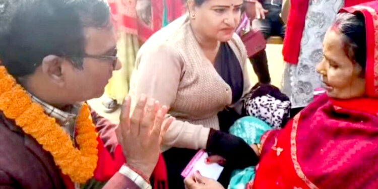 शहीद परिवारसँग भेट्दै ओमप्रकाश सर्राफको सम्मान र प्रतिबद्धता