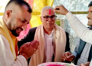 पर्सा–३ मा एमालेको पुनर्मिलन, पूर्व प्रदेश सांसद गिरी र युवा नेता साह ‘घर फर्किए’
