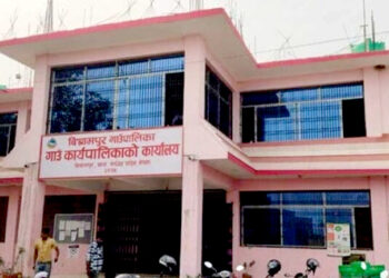 कक्षा ८ को परीक्षामा अमर्यादित व्यवहार गरेको भन्दै एक विद्यार्थी रेष्टिकेट