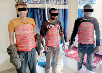 लागुऔषध गाँजासहित तीनजना भारतीय नागरिक पक्राउ
