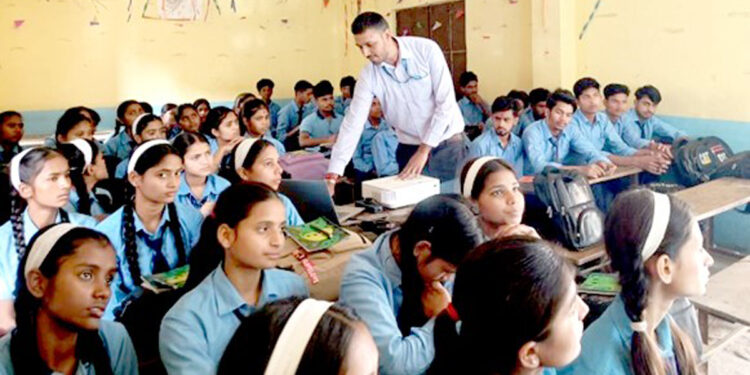 नेपाल रेलवे माविमा वित्तीय साक्षरता कार्यक्रम सुरु