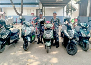 पर्सामा भन्सार छलीका २२ इलेक्ट्रिक स्कुटर बरामद