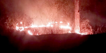पर्सामा धुवाँ र धुलोको डरलाग्दो कहरः जनजीवन कष्टकर, स्वास्थ्य जोखिम उच्च